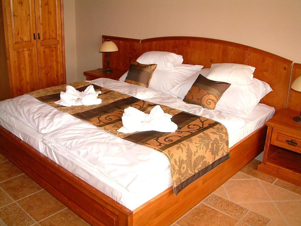 Egri Korona Borház és Wellness Hotel Demjén Camera foto